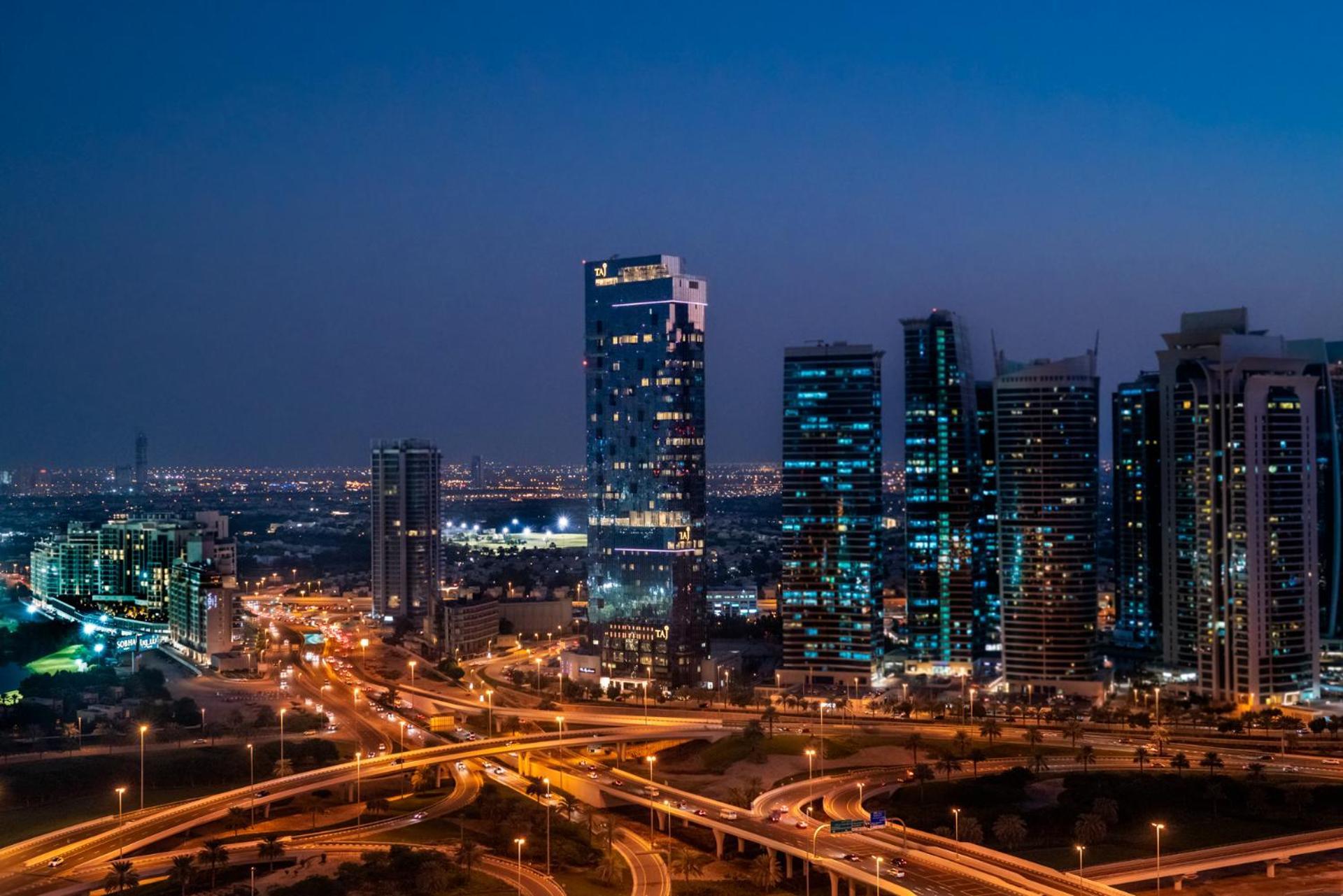 Hotel Taj Jumeirah Lakes Towers Dubaï